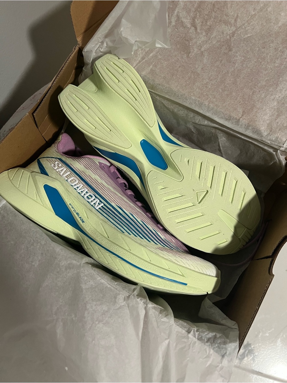 NEW IN BOX Salomon Spectur 2 Runners Running Shoes - Picture 3 of 6